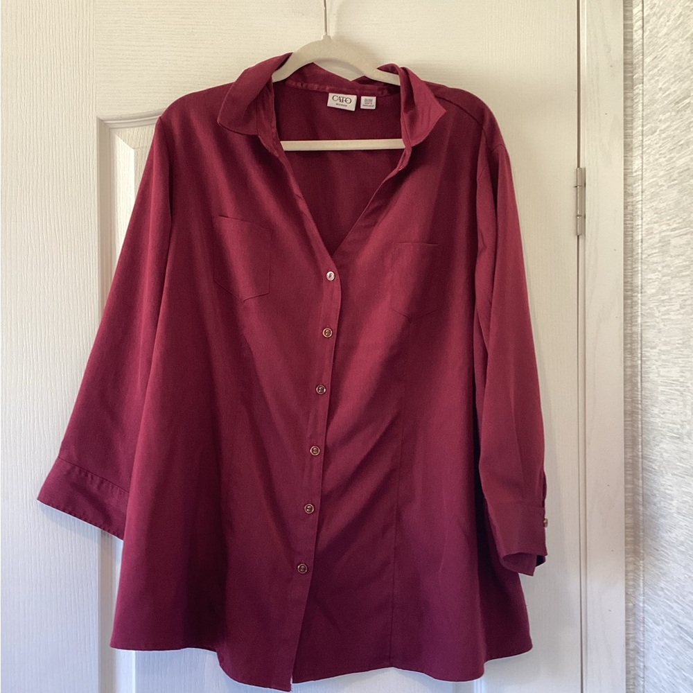 Cato Women's Button-Down Shirt in Berry size 26/28W EUC